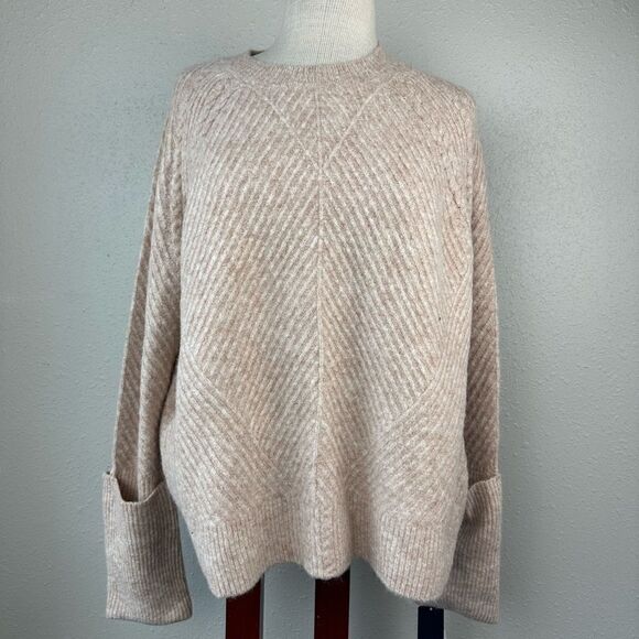 NWT Rachel Roy Women’s Sweater - Picture 1 of 9